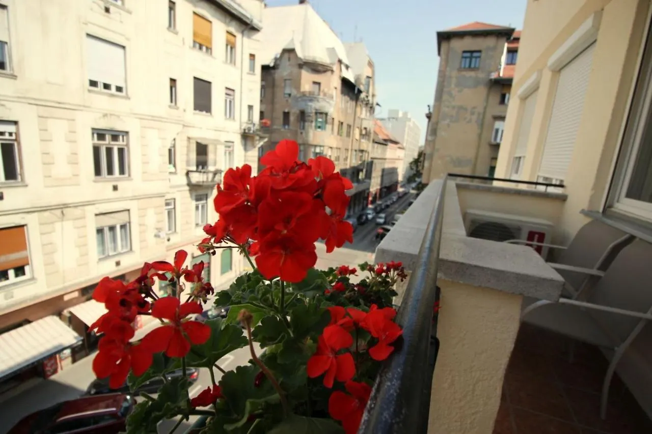 Apartment Andrew'S Residence Budapest Hungary